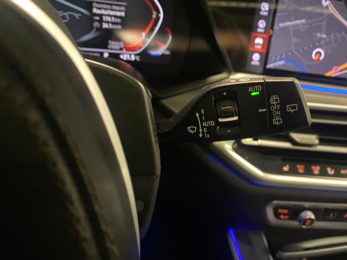 Bmw X5 G05 xDrive30d 265 ch BVA8 M Sport / TOIT OUVRANT / CAMERA 360 / APPLE CARPLAY