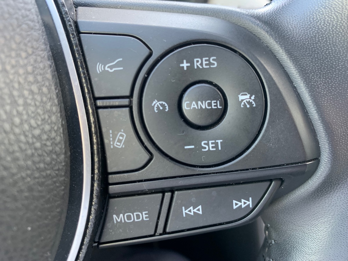 Toyota RAV4 222 ch | AWD | Lounge | Caméra vue 360° | Cuir | Régulateur de vitesse adaptatif