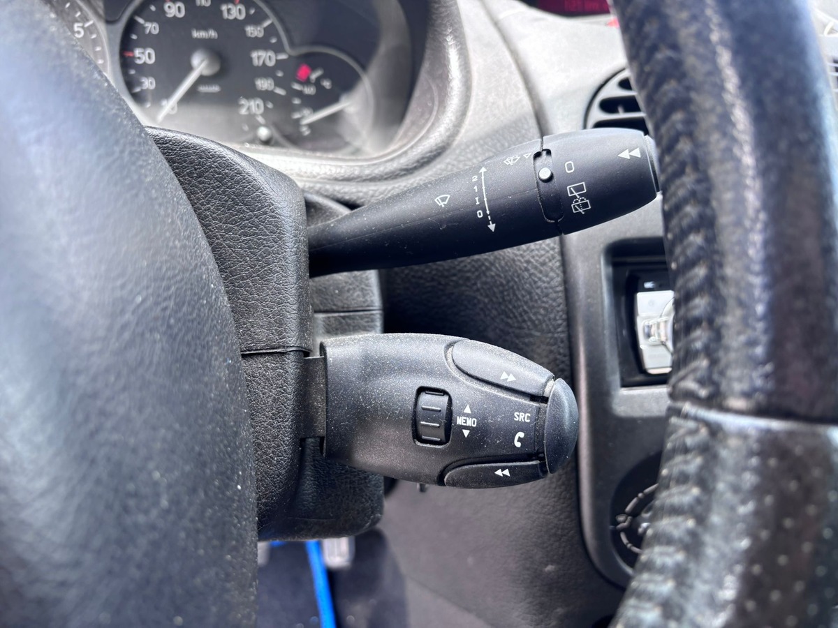 Peugeot 206 1.6 16v 110 XS 3p - Prête à partir