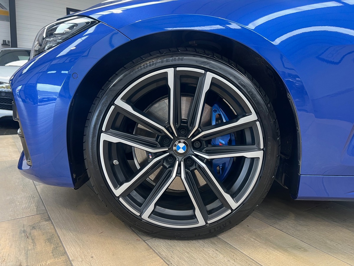 Bmw Série 4 (G22) COUPE 420D 190 M SPORT BVA8 /PORTIMAO BLUE/TOIT PANO/HUD