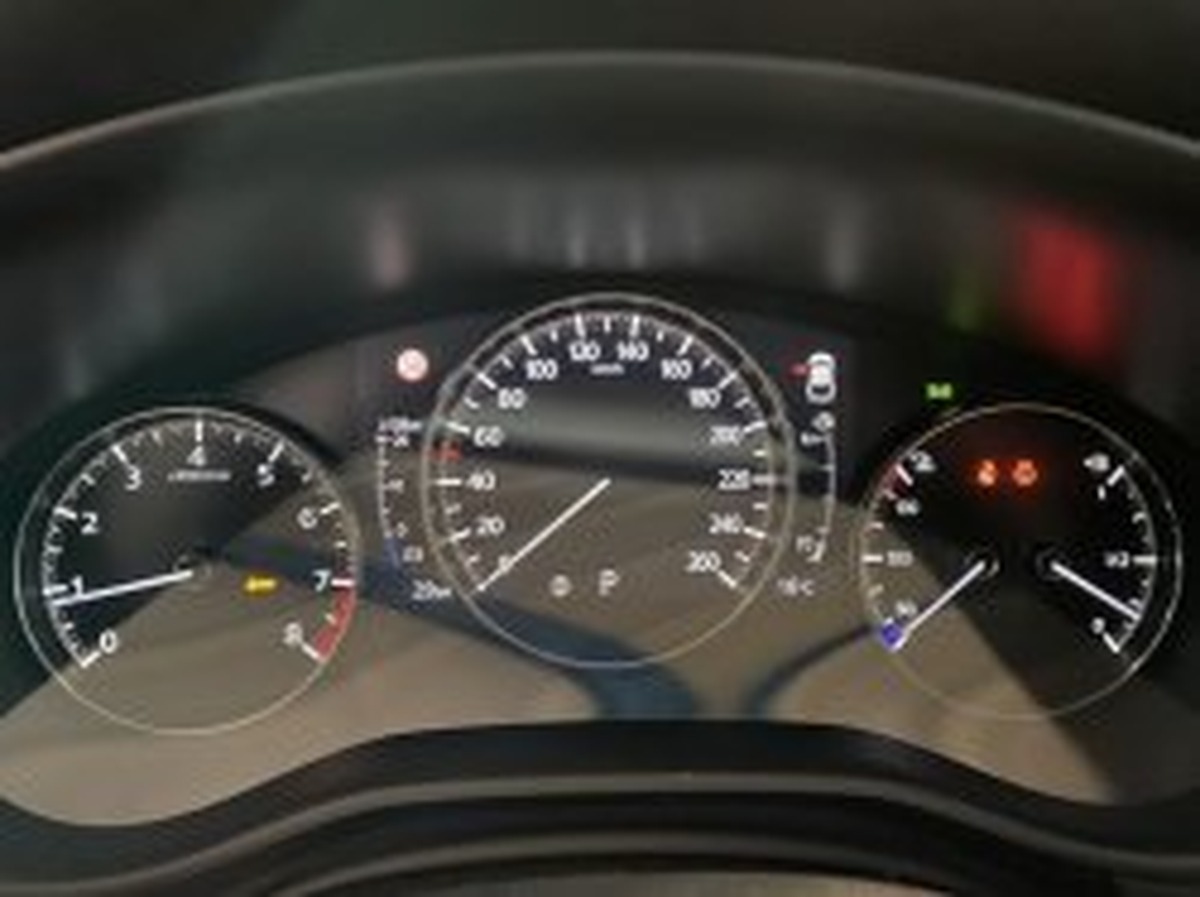 Mazda 1 2.0L e-SKYACTIV X M Hybrid 186 ch 4x2 BVA6 Business Executive