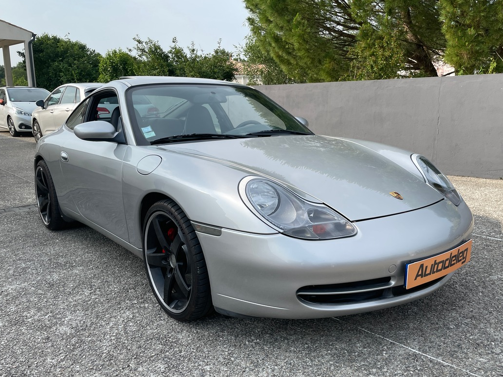 Porsche 911 Carrera coupé (996) 3.4L 301 CH