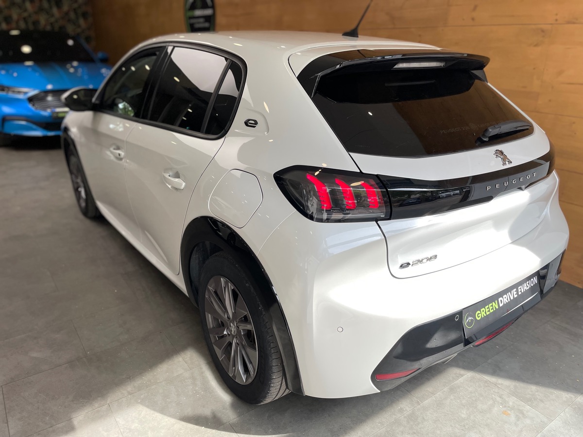 Peugeot 208 II e-208 136ch Allure Pack