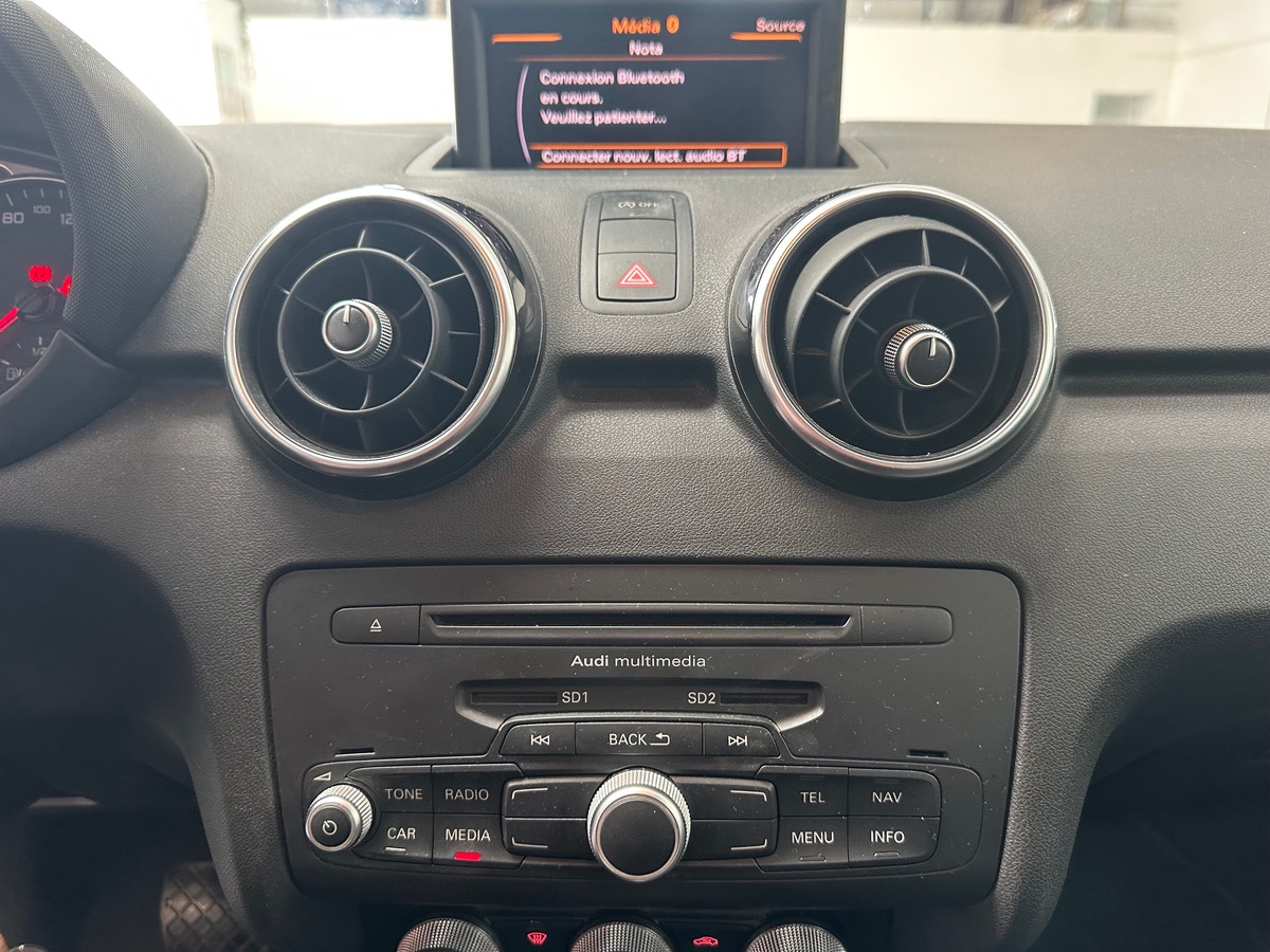 Audi A1 1.4 TFSI 122 AMBITION LUXE S TRONIC