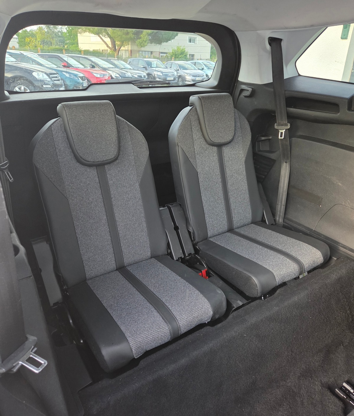 Peugeot 5008 1.6 BHDI 120 CV EAT6  PACK ALLURE / 7 PLACES /  TVA RECUPERABLE 12491.67 HT