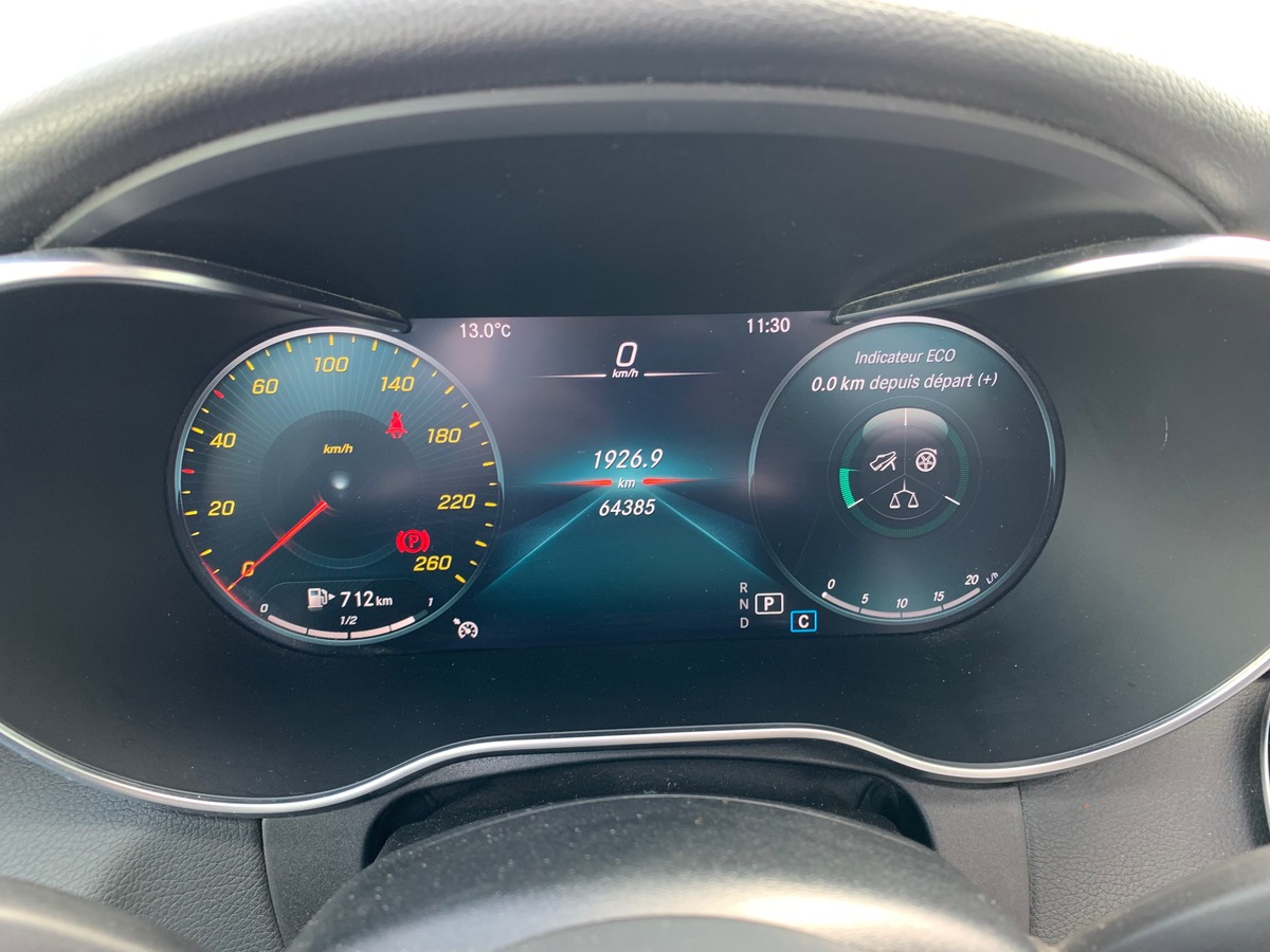 Mercedes-Benz Classe C Cabriolet 194 ch | AMG Line | Siéges électriques chauffants | Caméra de recul