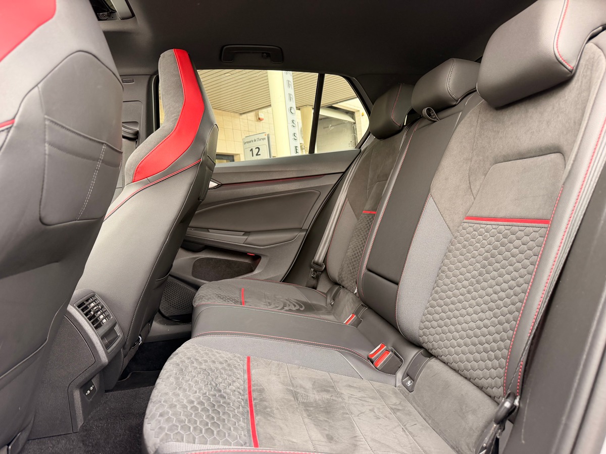 Volkswagen GOLF 8 GTI CLUBSPORT EDITION 45 - ligne Akra - Entretiens Volkswagen - Downpipe Miltek