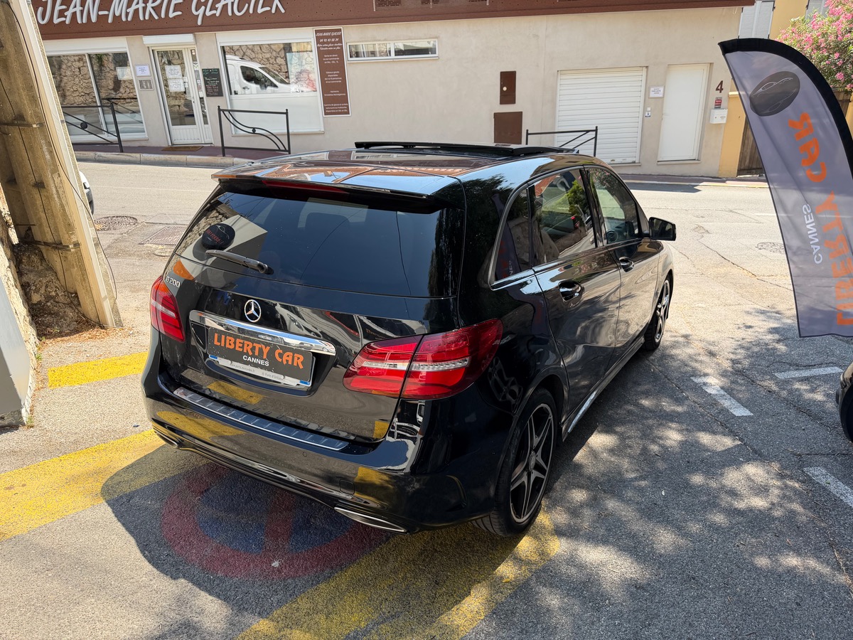 Mercedes Benz CLASSE B 200 1.6 i 156 CV / Pack AMG Fascination / Phase 2 /Toit Ouvrant / 1 er Main