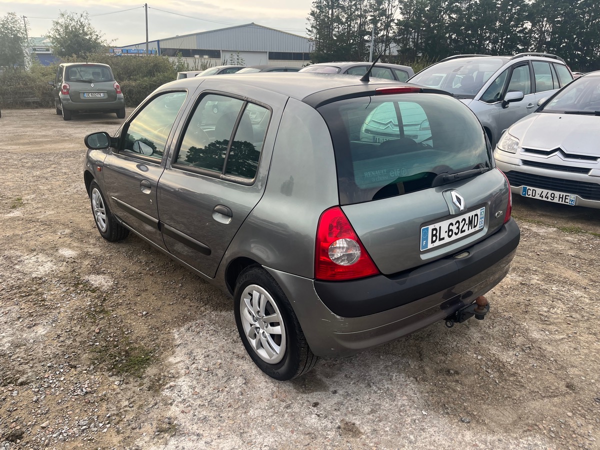 RENAULT Clio 1.5 dci 147599KM