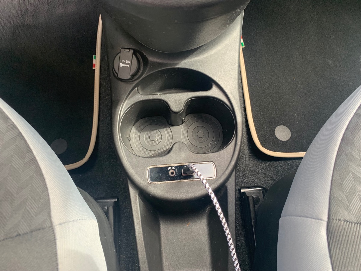 Fiat 500 POP | Kit mains-libres Bluetooth | Régulateur de vitesse| Rétroviseurs électriques