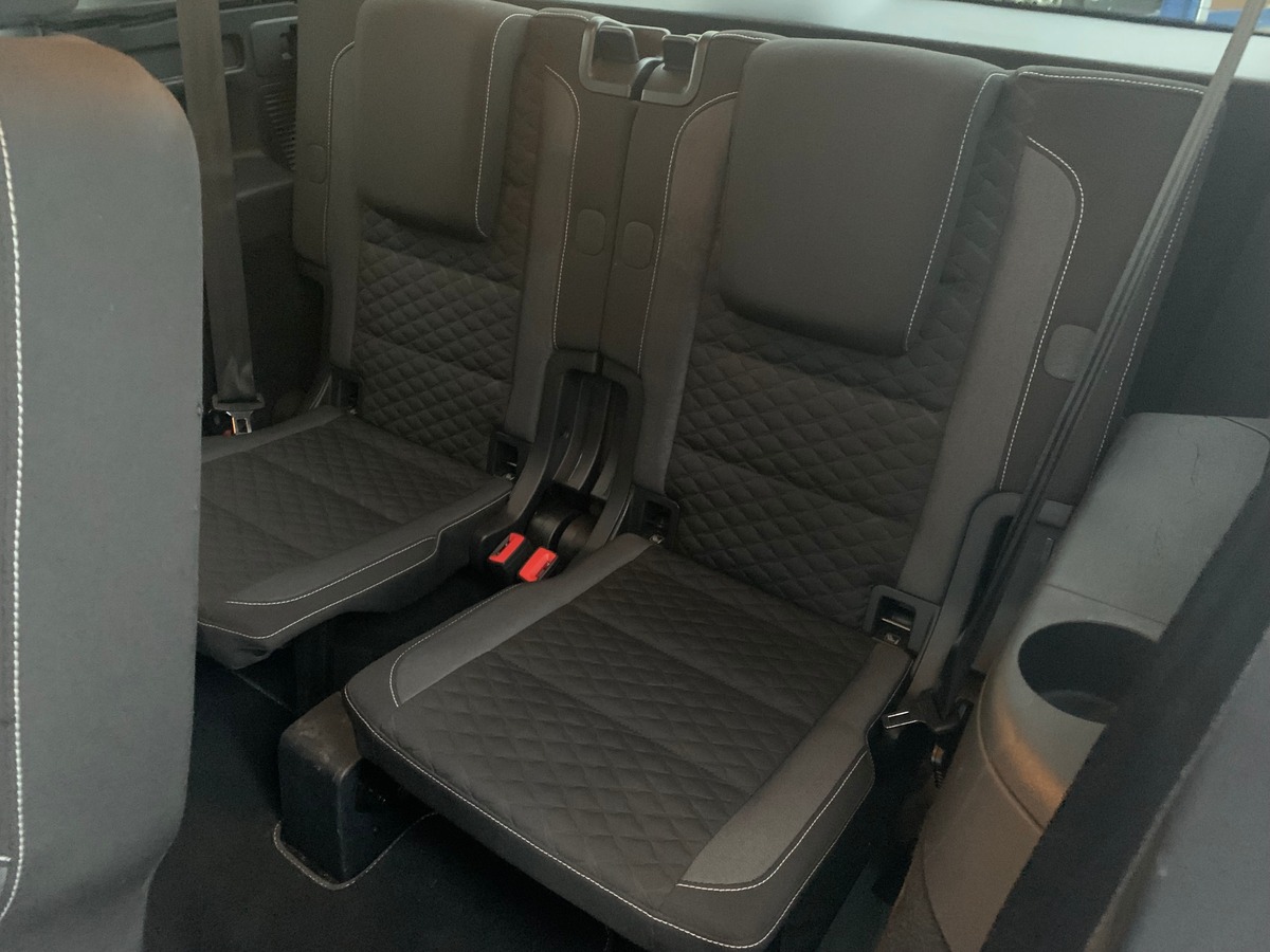 Volkswagen Touran 115 | Connect | 7 Places | Caméra recul | GPS | Bluetooth | Régulateur vitesse