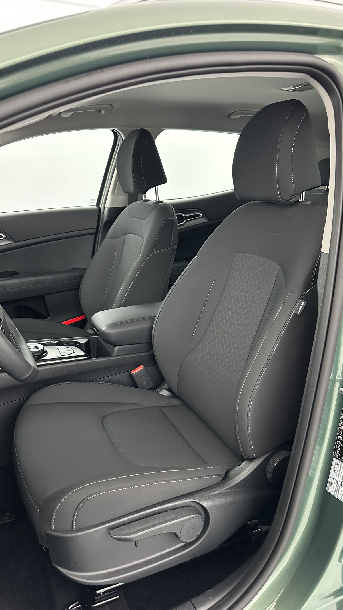 Kia Sportage 239 | V 1.6 T-GDi HEV Motion BVA6 | Caméra | Régulateur adaptatif | PLUSIEURS COLORIS