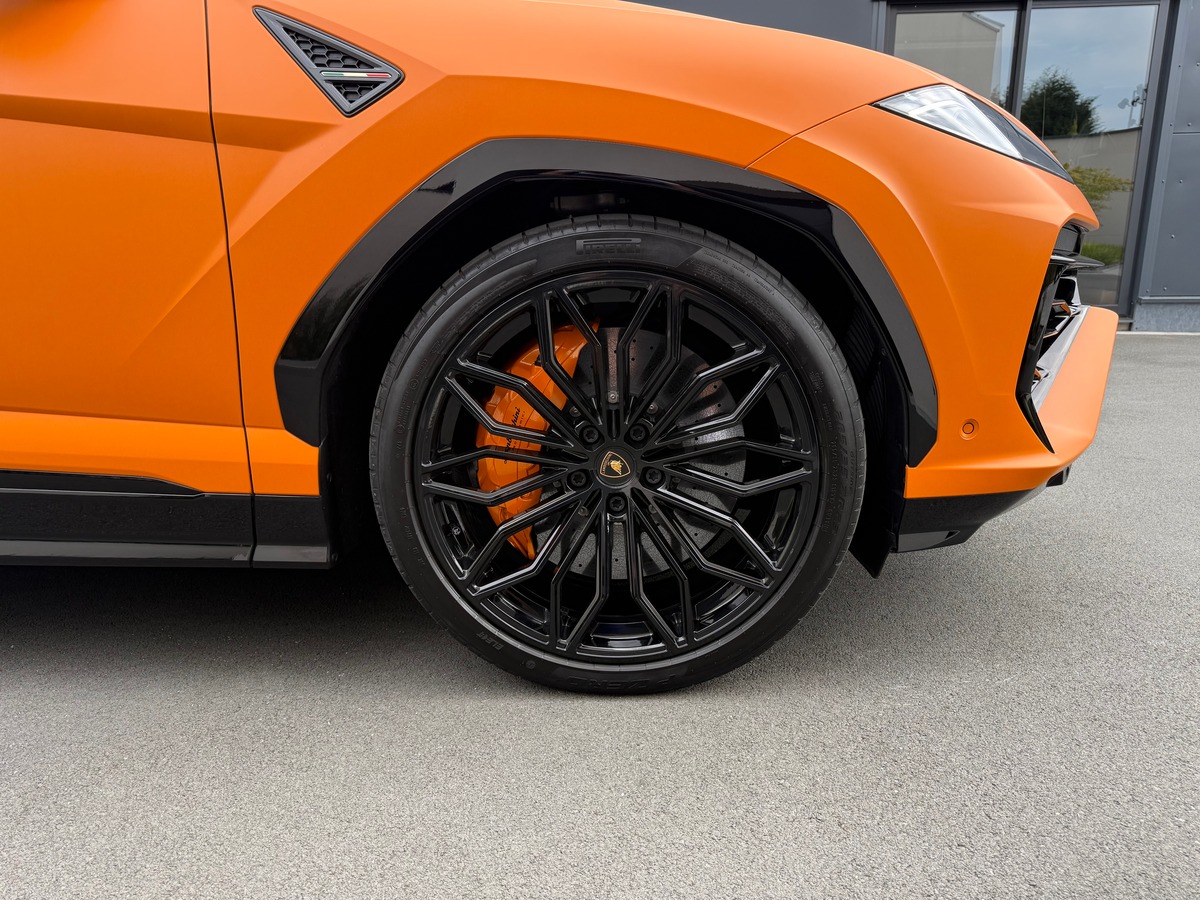 Lamborghini Urus 4.0 V8 800 CH SE / 1ERE MAIN / 14417 KMS