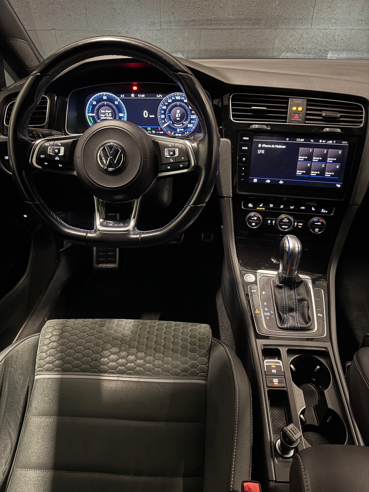 Volkswagen Golf VII GTE 1.4 TSI 204ch DSG7 ORYX WEISS