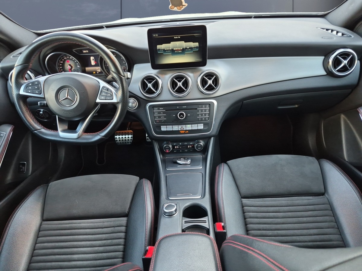 Mercedes-Benz Classe GLA 2.2 200 Cdi 135 Fascination 7g-dct