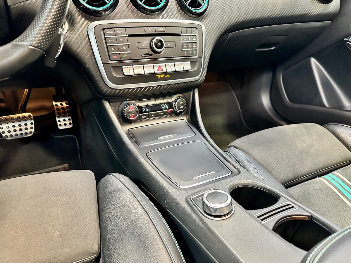 Mercedes Benz Classe A III (2) 250 218 Sport Motorsport Esition 7G-Tronic FR TO