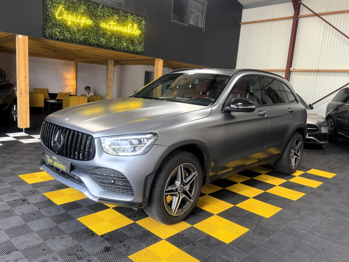 Mercedes Benz GLC (2) 300 E AMG LINE 4MATIC 9G-TRONIC