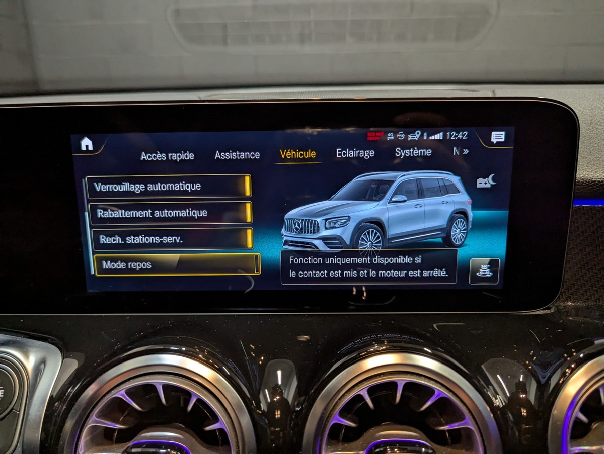 Mercedes Benz GLB AMG 35 4MATIC