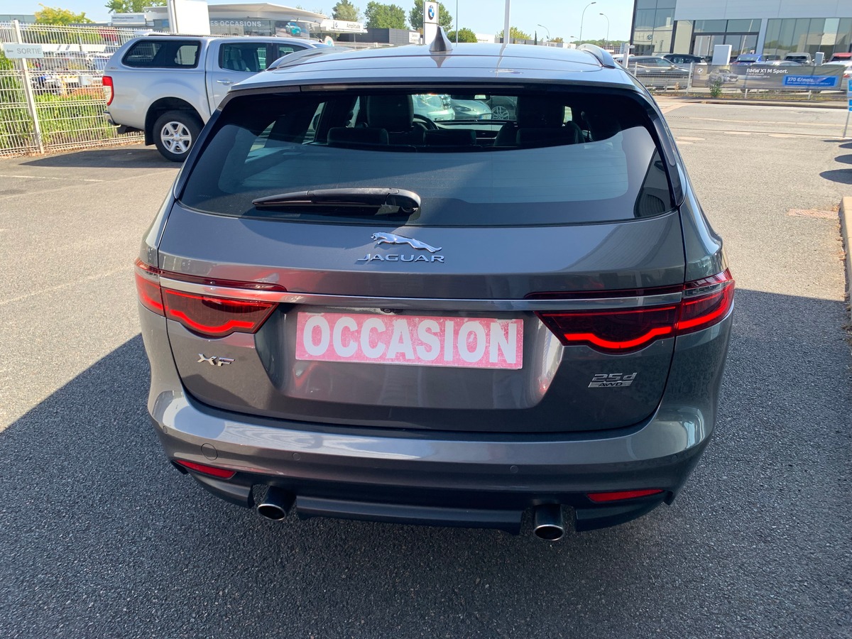 Jaguar XF Sportbrake 240 ch | R Sport | AWD | Toit panoramique | Caméra de recul | Apple car play