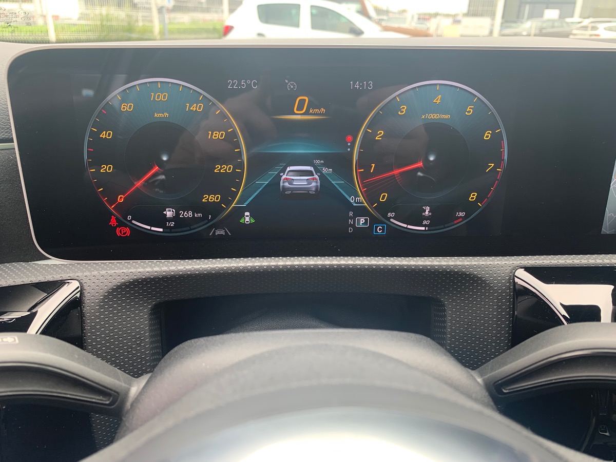 Mercedes-Benz Classe A 225 ch | AMG LINE | Toit ouvrant panoramique | Eclairage d'Ambiance | 4 MATIC