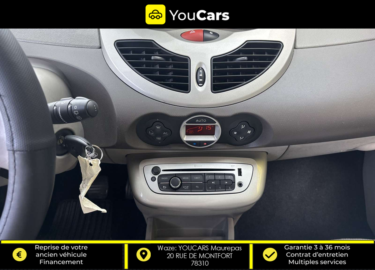 RENAULT Twingo 2 II Phase  1.2 i Quickshift 75 cv Boîte auto INITIALE PARIS