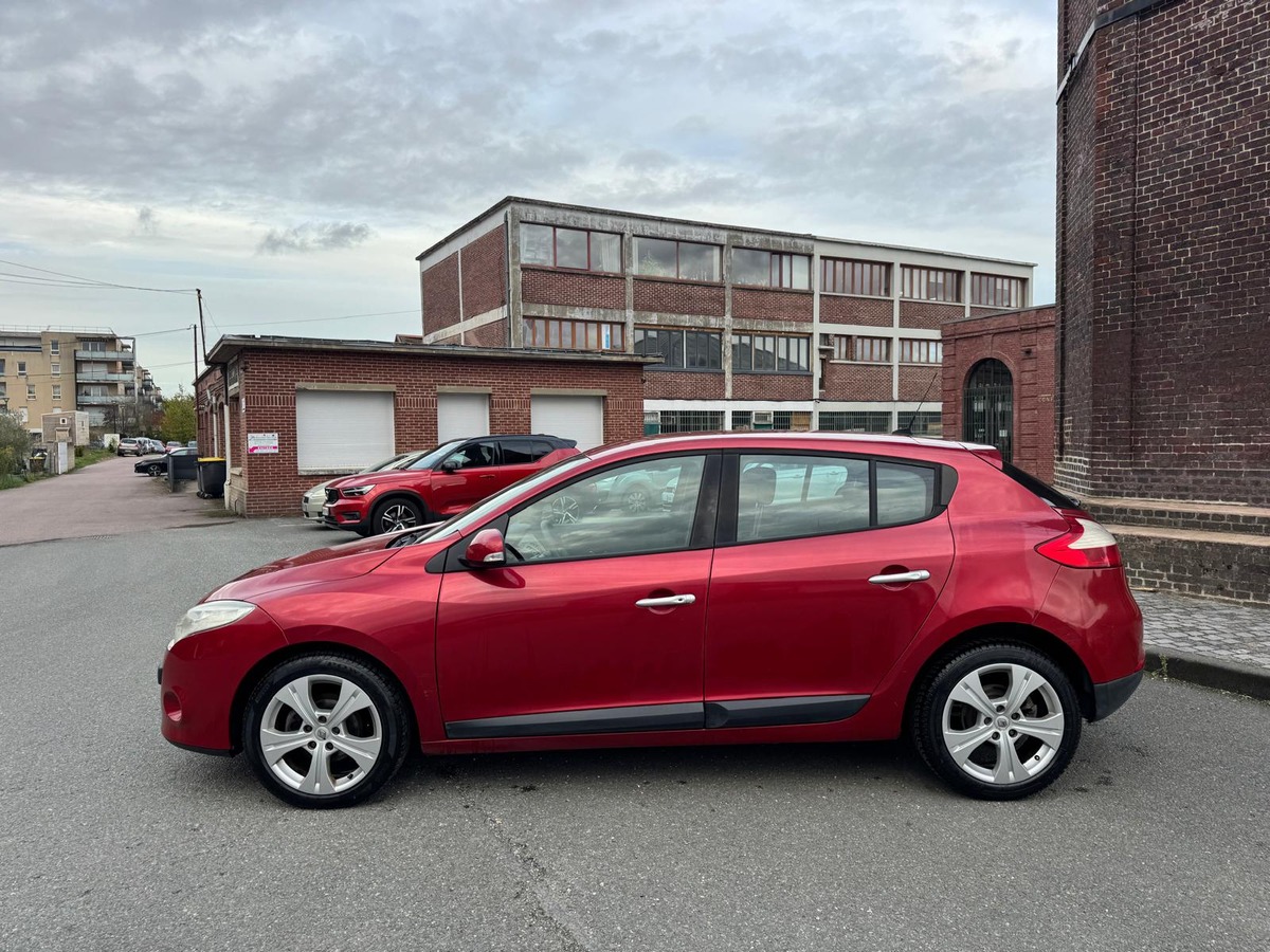 RENAULT Megane 1.5 DCI 110cv Dynamique - Garantie - première main