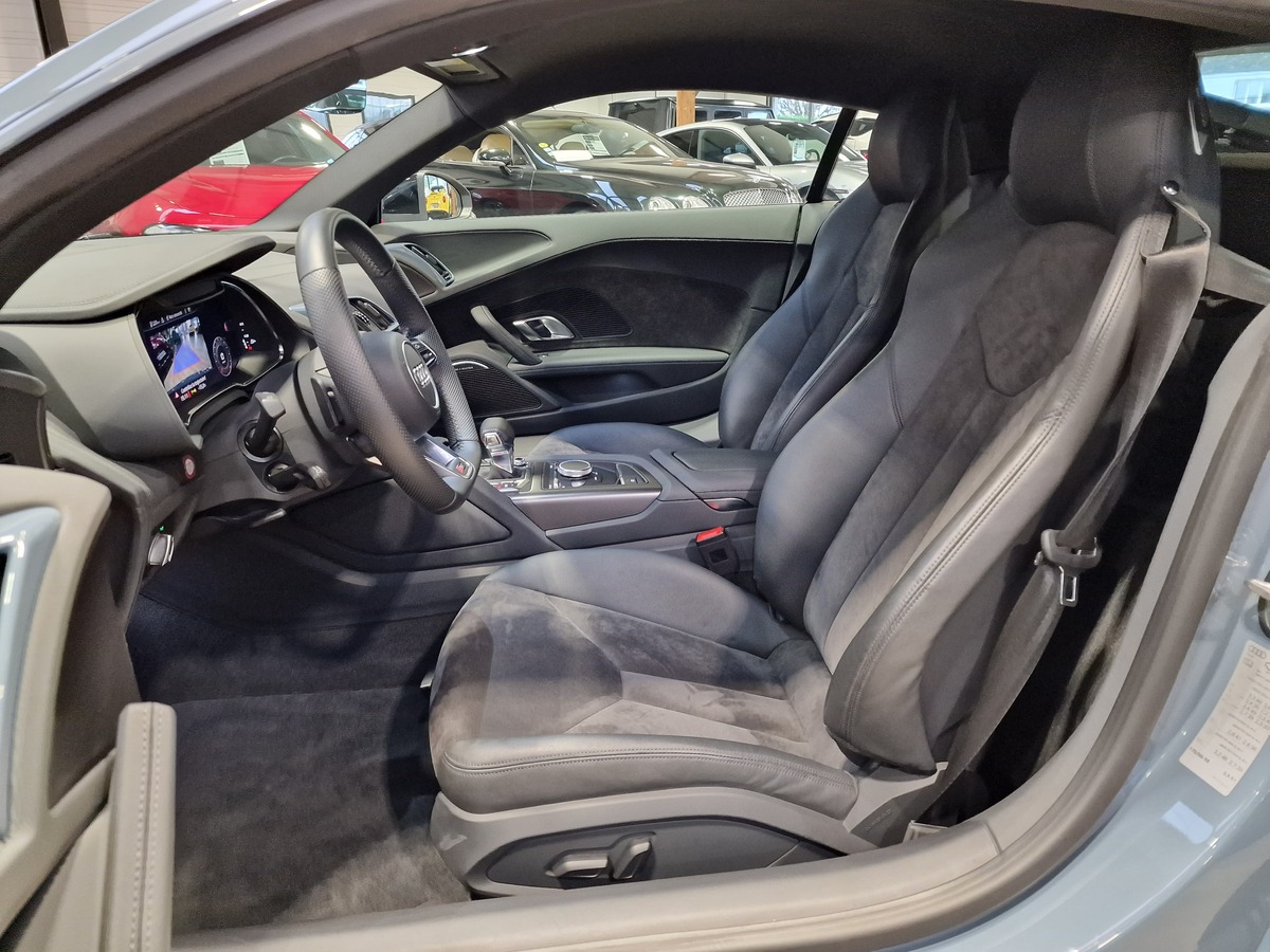 Audi R8 5.2 V10 FSI RWD LIGNE MILTEK 540CH