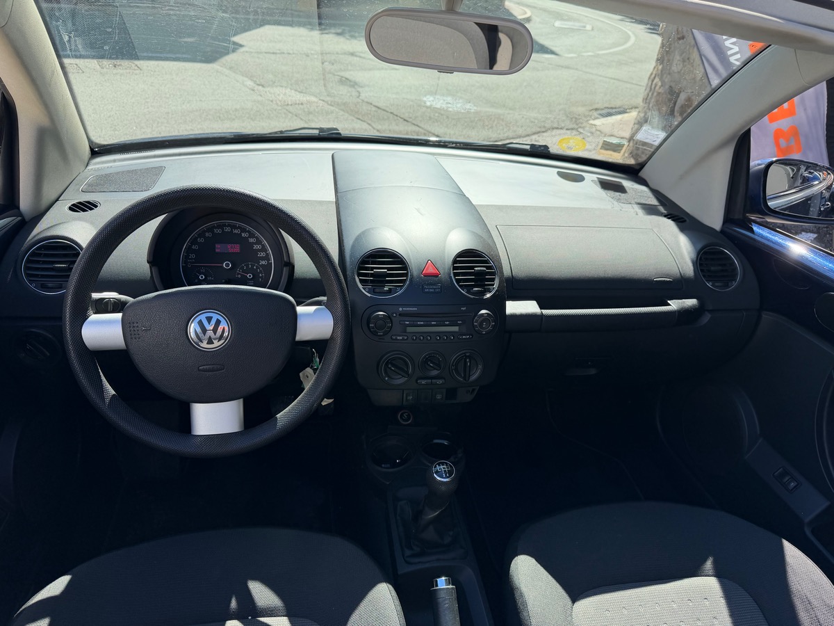 Volkswagen NEWBEETLE Cabriolet 1.6 102 CV Phase 3 / 1er Main / Clim / Jantes / KM Réel