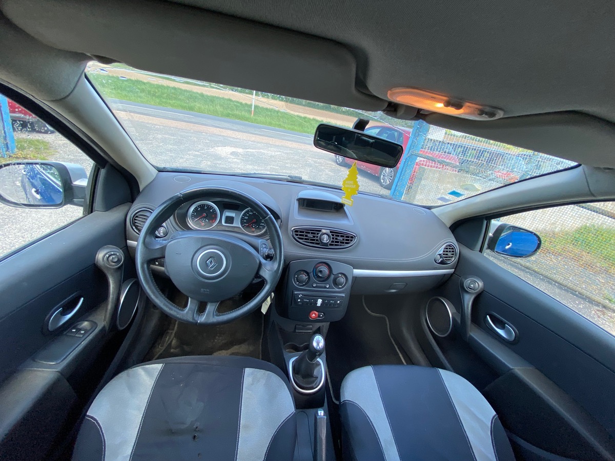 RENAULT Clio 3 phase 2 1.5 dci 75cv 2011 199170km