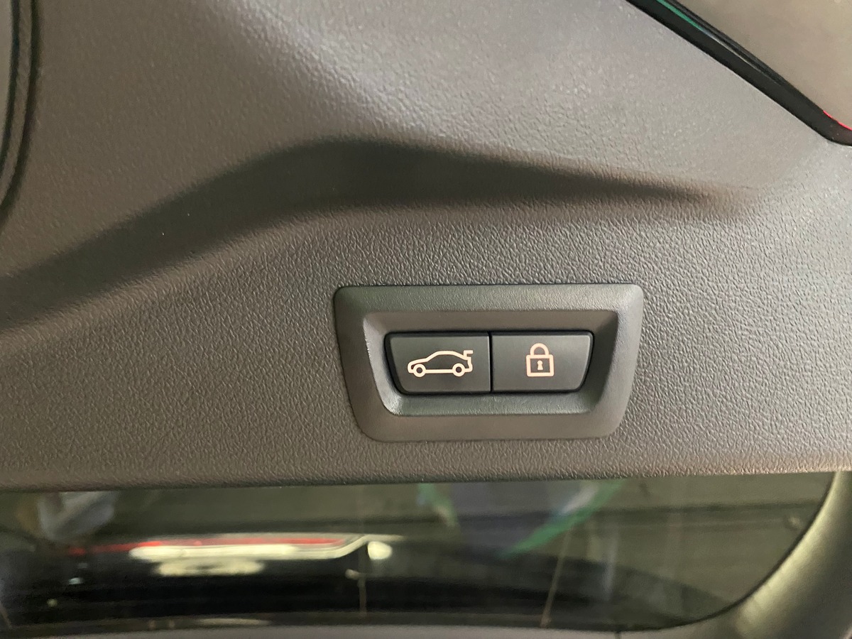 Bmw X5 G05 xDrive30d 265 ch BVA8 M Sport / TOIT OUVRANT / CAMERA 360 / APPLE CARPLAY