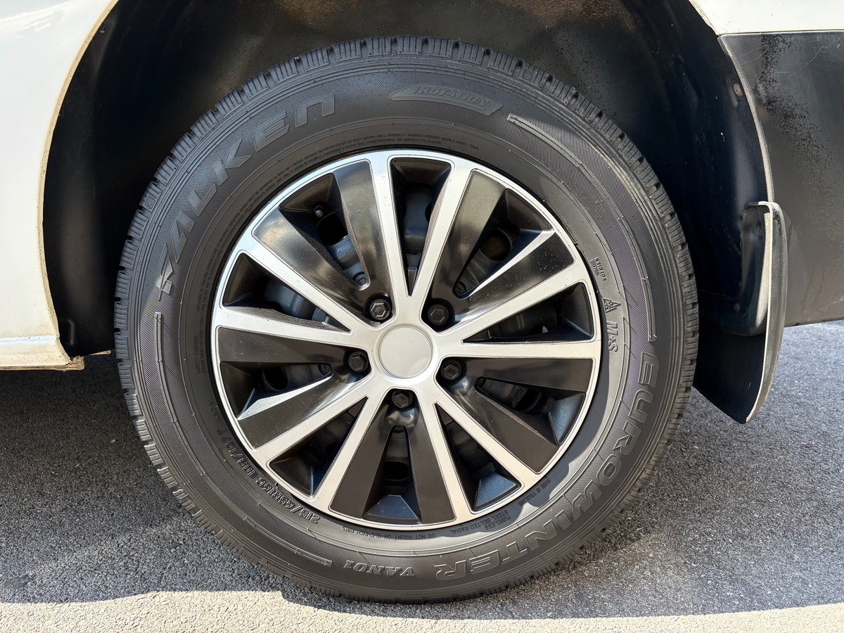Peugeot Expert L2H1 2.0 120 BVM6 Premium Pack