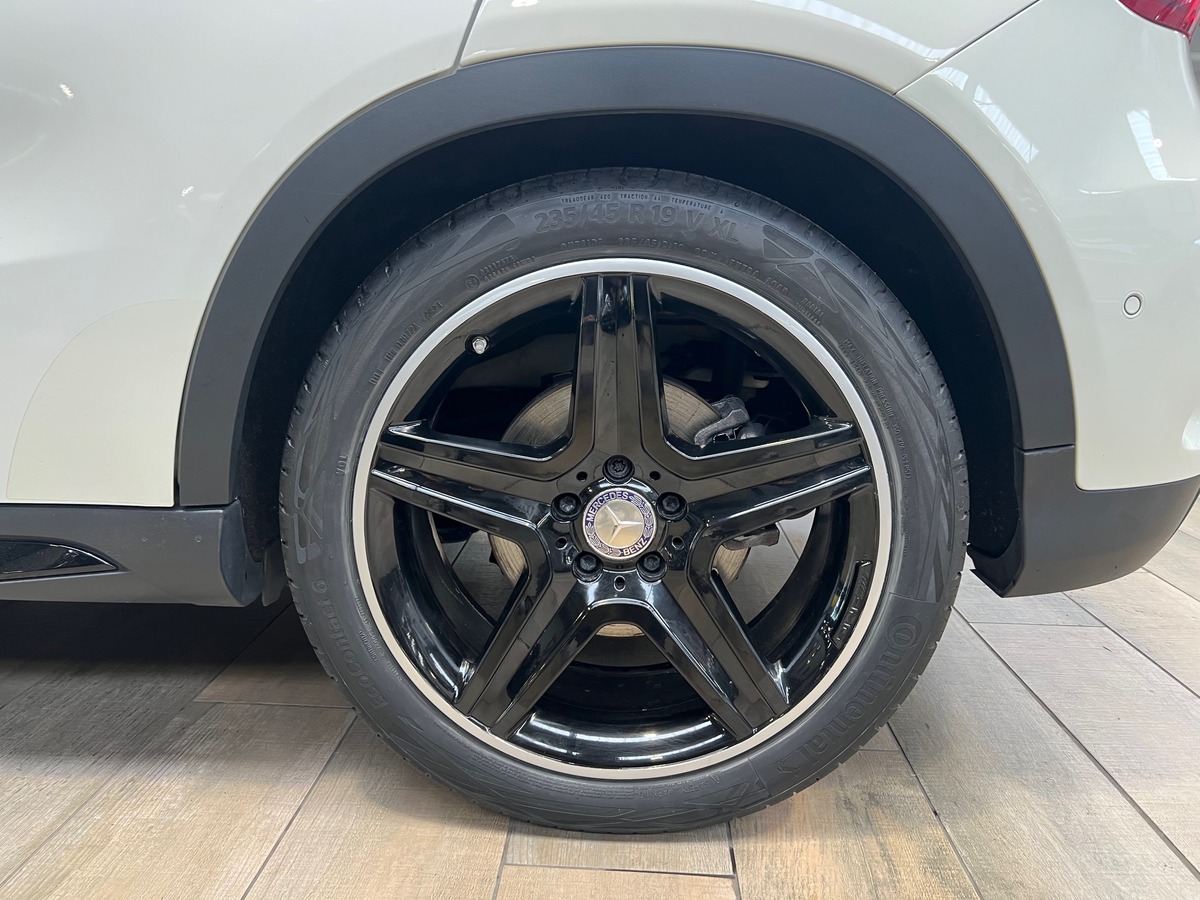 Mercedes-Benz Classe GLA 250 i 211 FASCINATION AMG 4MATIC 7G-DCT