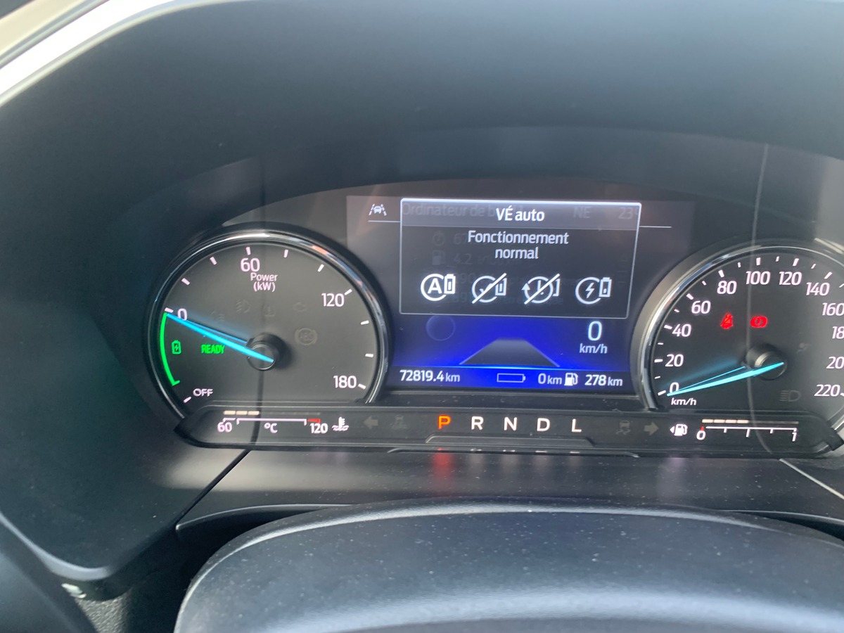 Ford Kuga 225 ch | 2.5 PHEV | Titanium | Apple car Play | Radar de stationnement avant et arriére