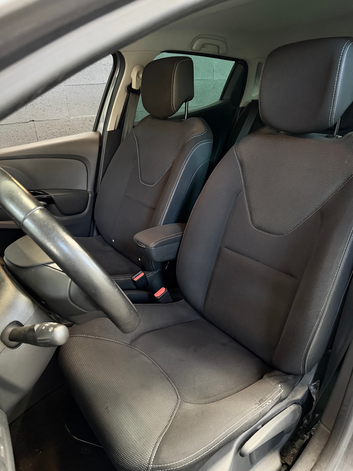 RENAULT Clio 4 1.2 TCE 120 CV BVA INTENS
