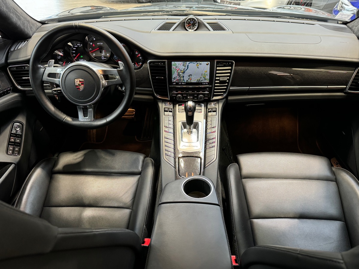 Porsche Panamera GTS 4.8 V8 PDK 430CV FRANCE P