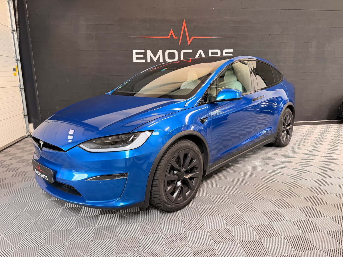 Tesla Model X PLAID 1020 CH