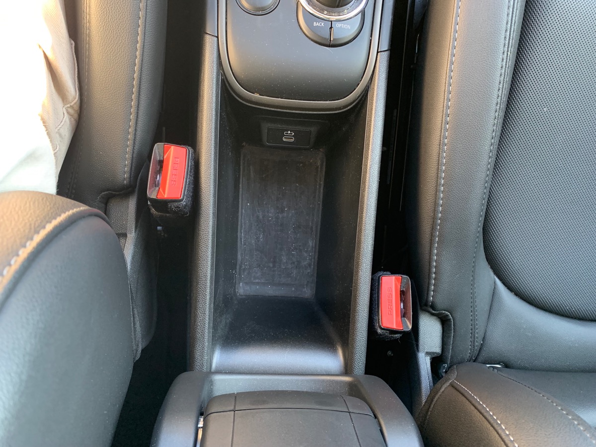 Mini Countryman 136 ch | Cooper Essential | Radars de stationnement avant / arrière | JA 18" design