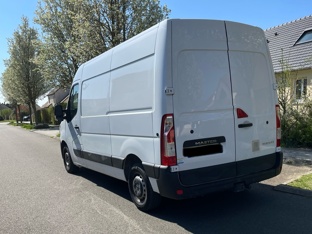 RENAULT Master 2,3 dci grand confort 180 cv
