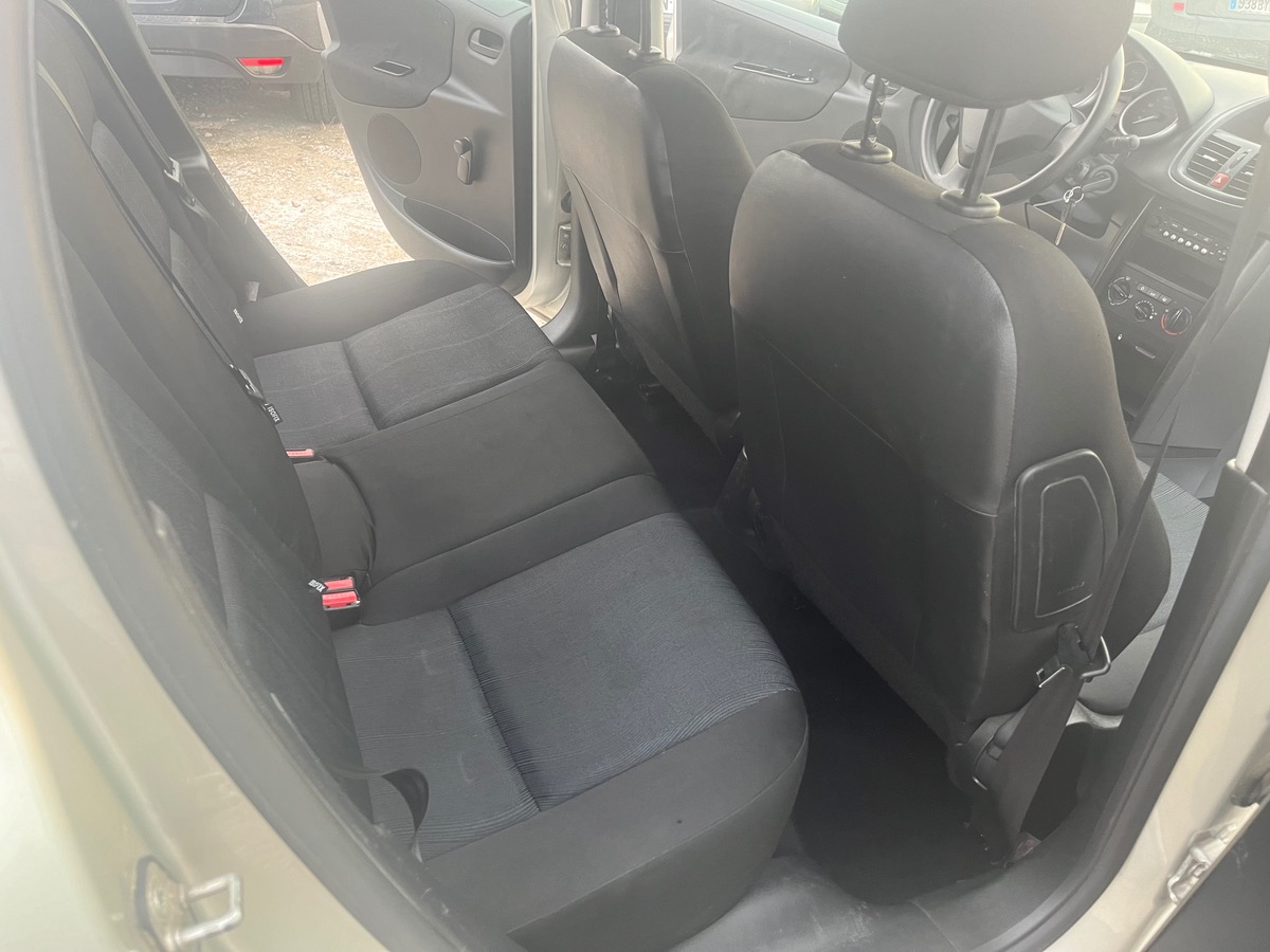 Peugeot 207 1.4 hdi