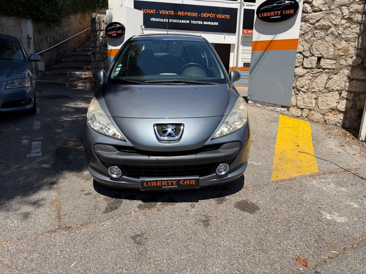Peugeot 207 1.4 VTI 95 CV / 1er Main / Premium / Km Réel / Clim / Jantes
