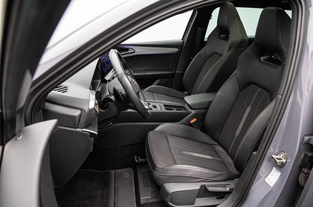 Cupra Leon ST 2.0 TSI 310ch VZ DSG7 4D Toit ouvrant Attelage