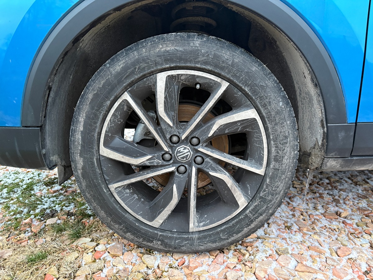 MG ZS 1.5 VTI 106 CH 2WD LUXURY