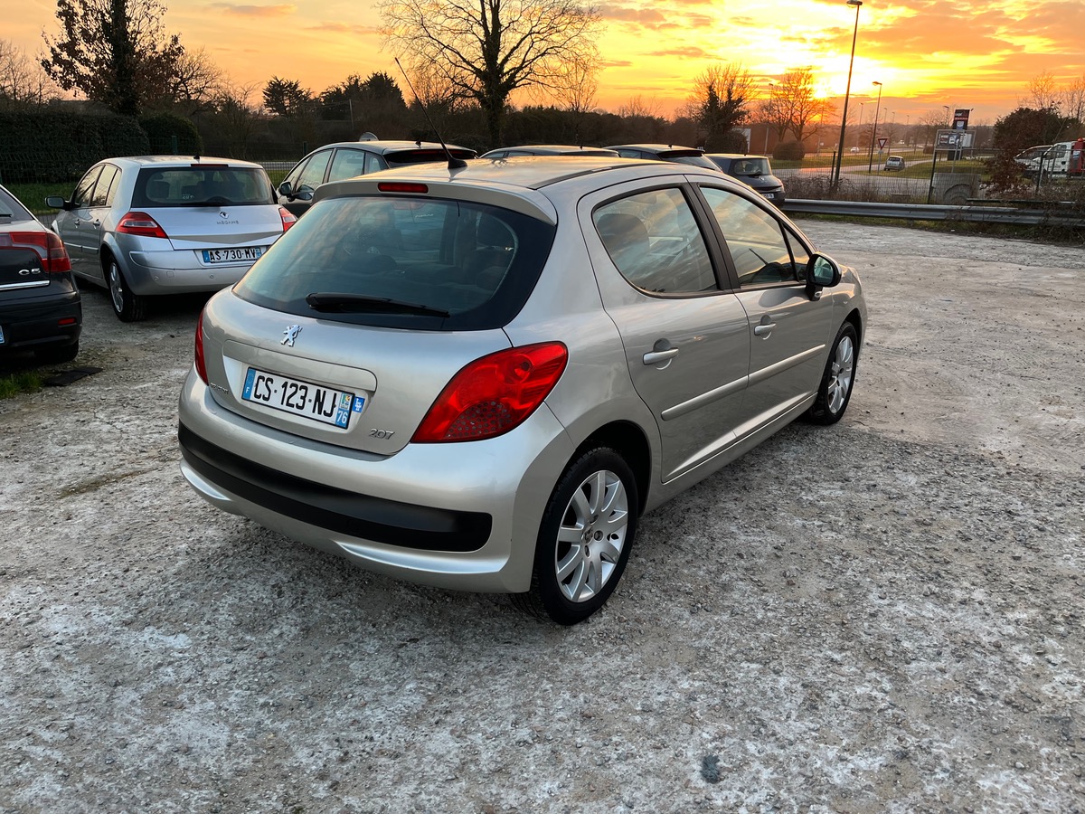 Peugeot 207 1.6I 80537KM