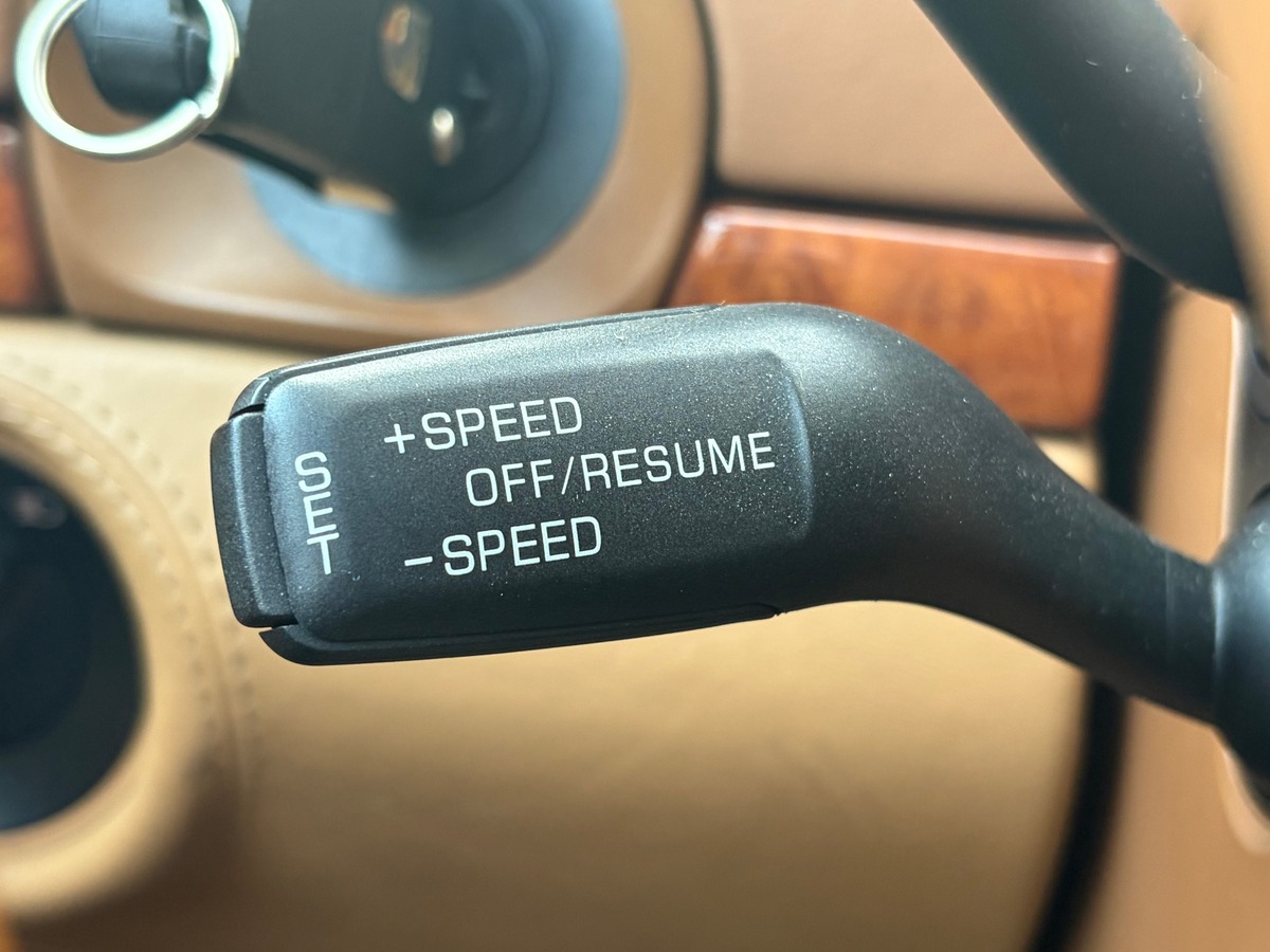 Porsche Cayenne 3.2 V6 250cv Boîte auto SIÈGE ÉLECTRIQUE - TOIT OUVRANT -  CLIMATISATION AUTOMATIQUE