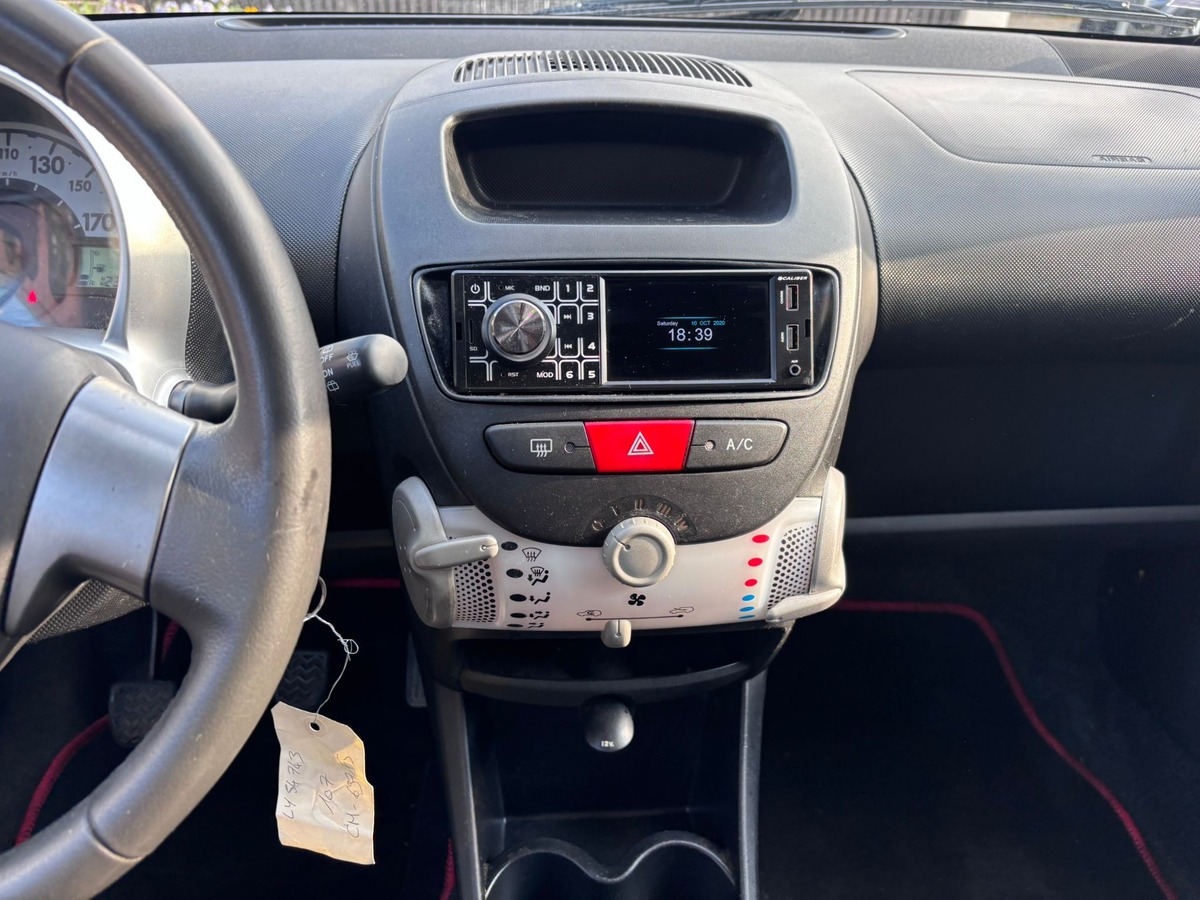 Peugeot 107 1.0 68 Envy 5 portes