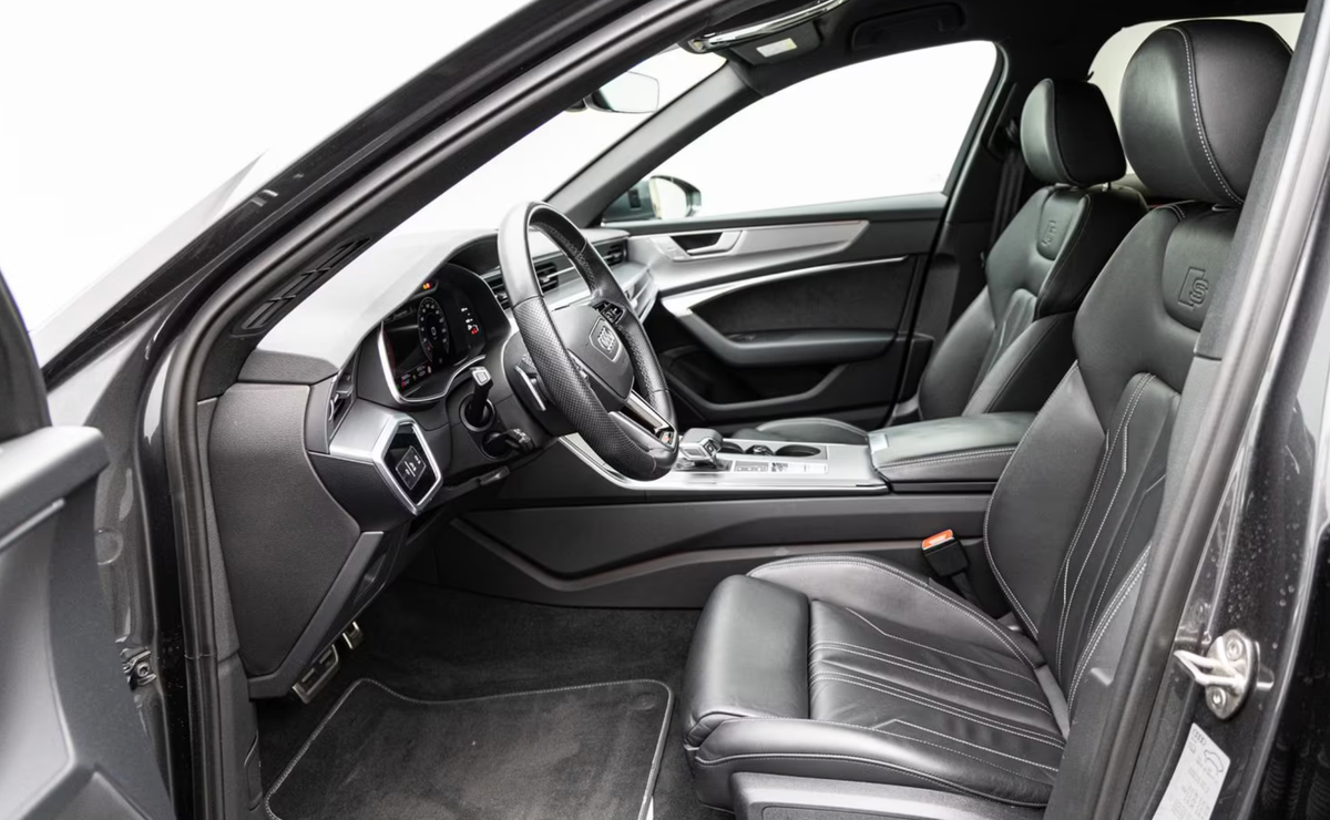 Audi A6 Avant 55 TFSI 340ch S line quattro S tronic 7/Caméra/Matrix/VO allemand/Malus 8700e