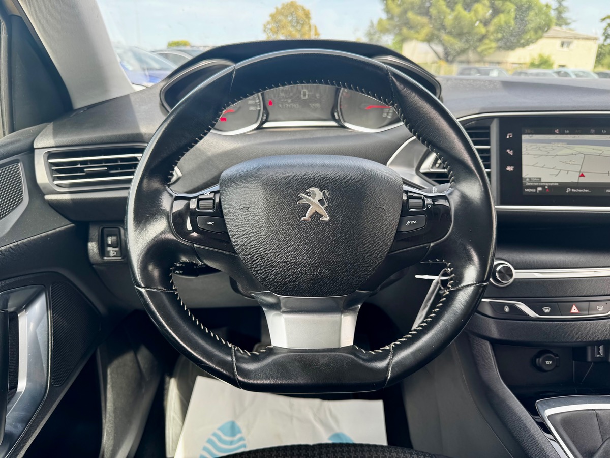 Peugeot 308 1.2L ESSENCE 110 CV S&S BVM5 ACTIVE