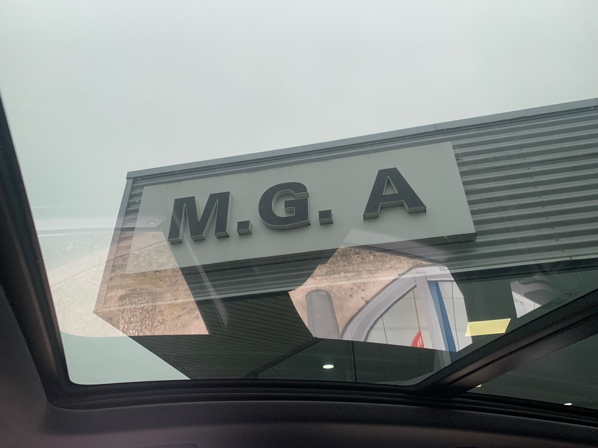 Porsche Macan 354 ch | S | Intérieur cuir | Toit ouvrant panoramique | GPS | Apple car play | Caméra