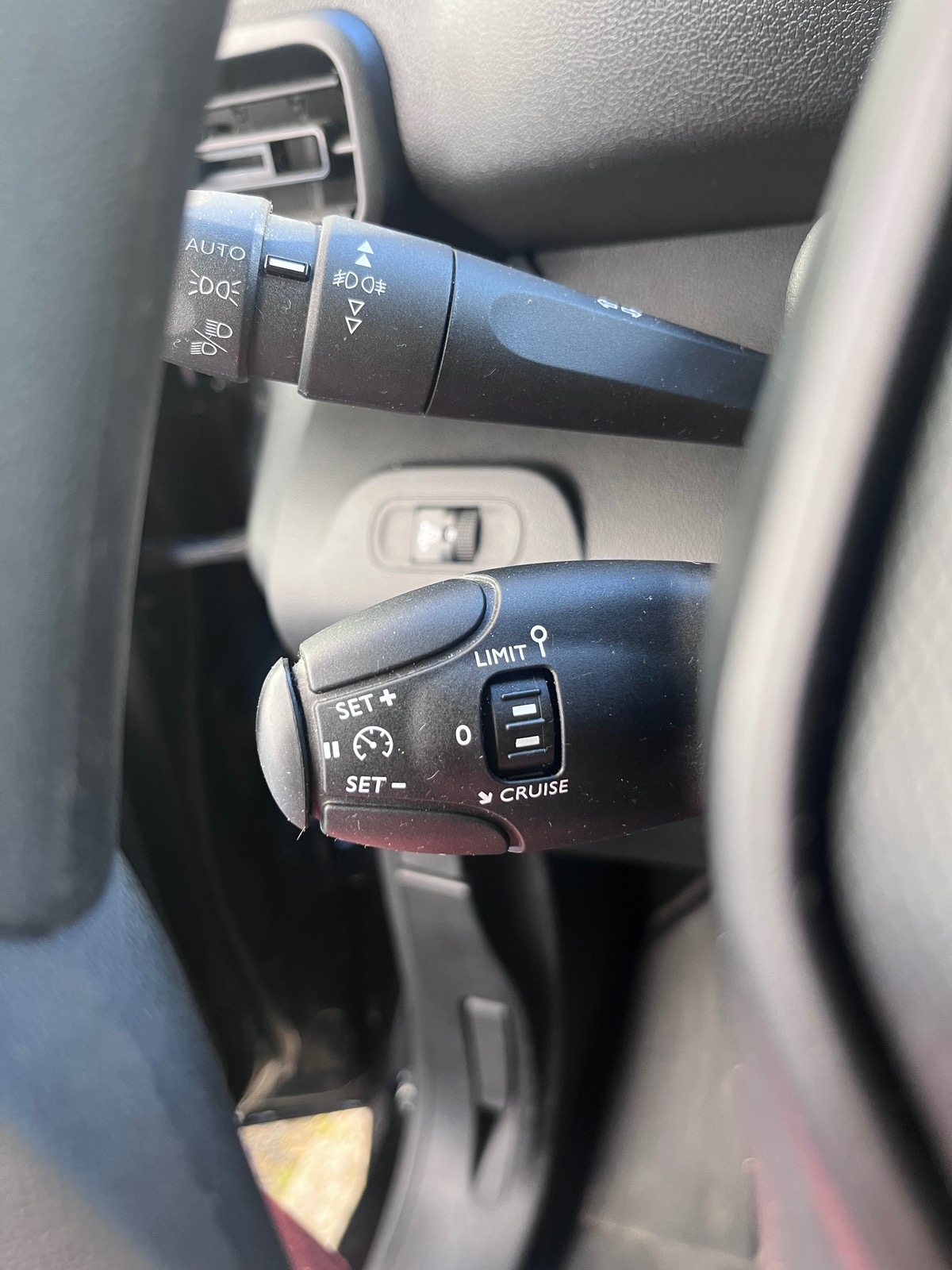 Peugeot Partner PEUGEOT PARTNER  1.5 BlueHDi 100  ch Diesel