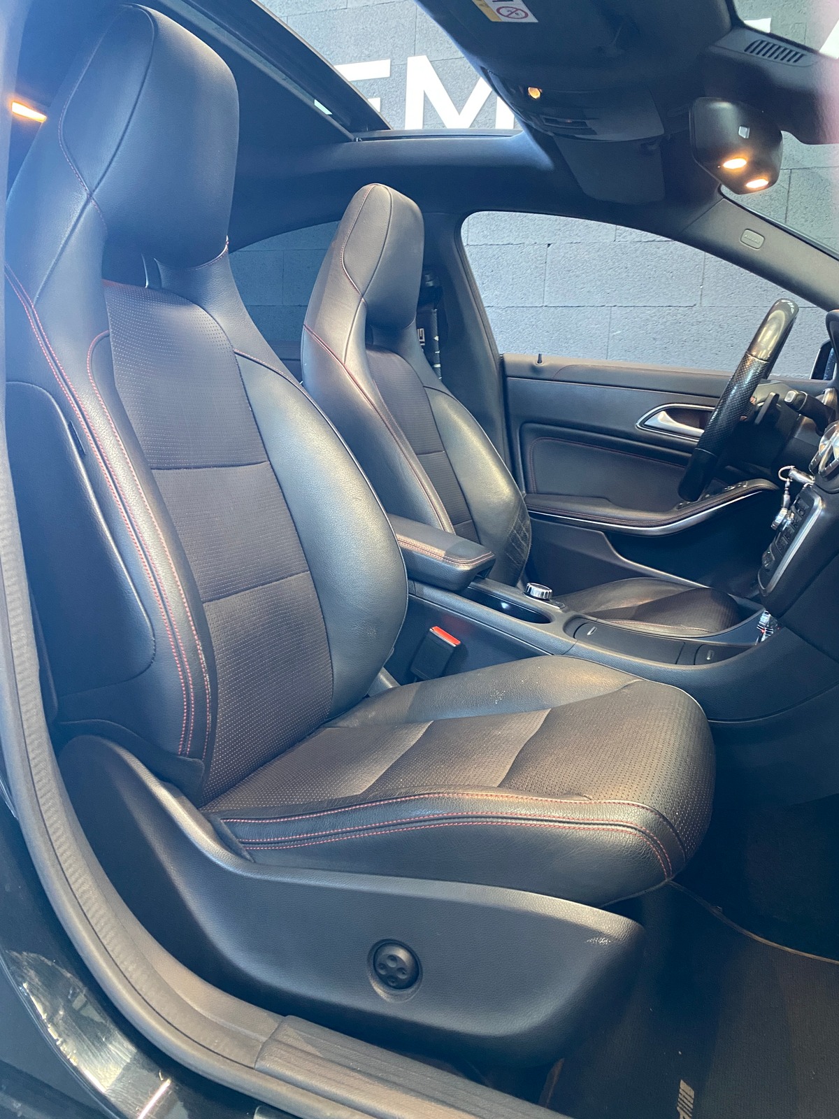 Mercedes Benz CLA 220 cdi FASCINATION PACK EXCLUSIF AMG